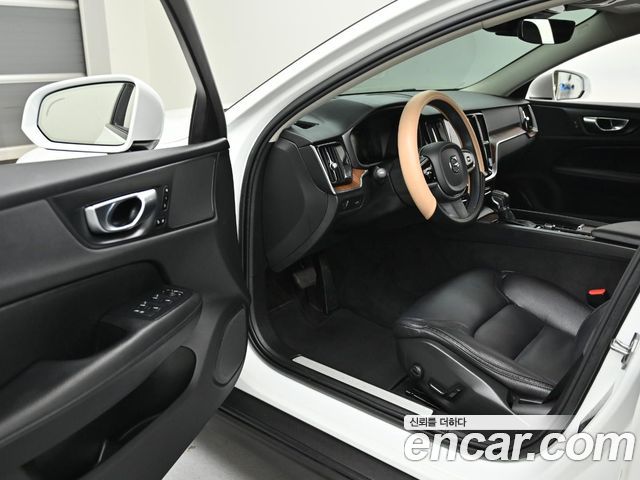 Volvo V60 Cross Country (II) T5 AWD 2020 — фото 15