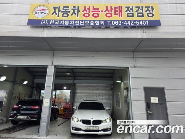 BMW 3 Series GT (F34) GT 320d xDrive 2016 — фото 21