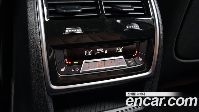BMW X5 (G05) M50i 2021 — фото 31
