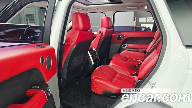 Land Rover Range Rover Sport (II) 3.0 SDV6 HSE Dynamic 2016 — фото 11