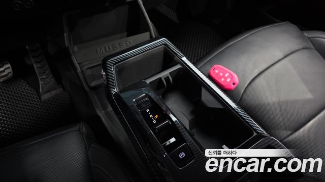 KG Mobility (SsangYong) Musso EV (O100) Black Edge AWD 2026 — фото 9
