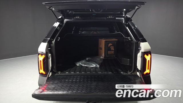 KG Mobility (SsangYong) Musso EV (O100) Black Edge AWD 2026 — фото 20