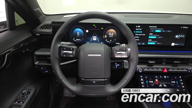 Hyundai Grandeur (GN7) 2,5 Gasoline 2WD Calligraphy 2025 — фото 18