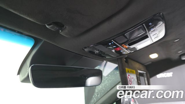Hyundai Grandeur (GN7) 2,5 Gasoline 2WD Calligraphy 2025 — фото 22