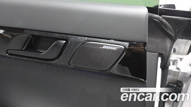 Hyundai Grandeur (GN7) 2,5 Gasoline 2WD Calligraphy 2025 — фото 44