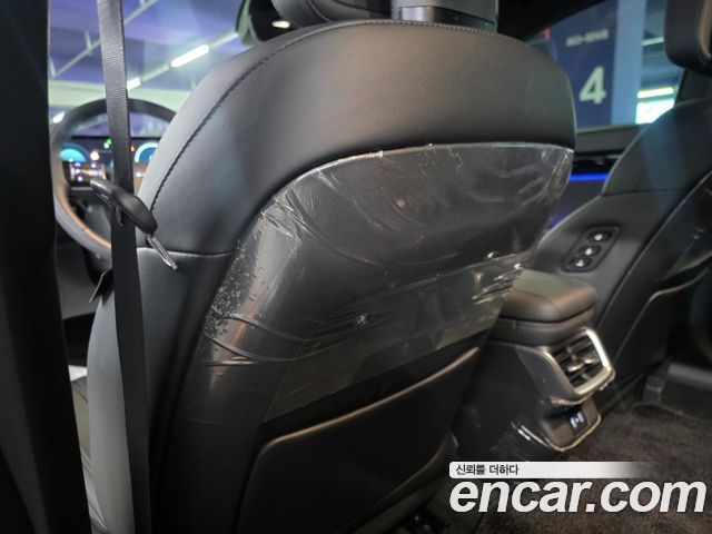 Hyundai Grandeur (GN7) 2,5 Gasoline 2WD Calligraphy 2025 — фото 48