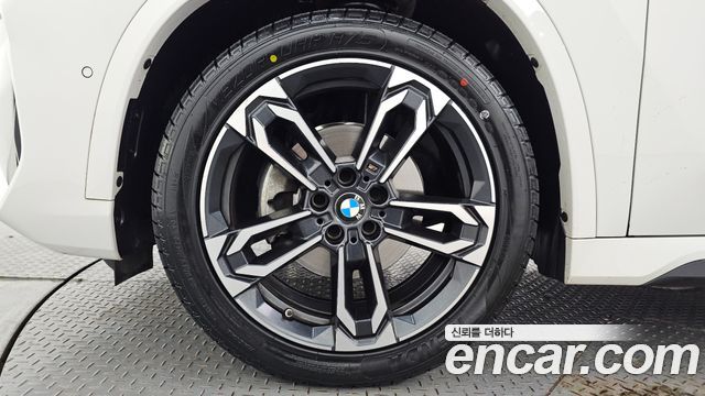 BMW X1 (U11) sDrive 18d M Sport 2024 — фото 5