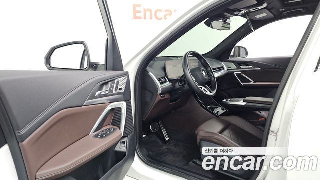 BMW X1 (U11) sDrive 18d M Sport 2024 — фото 10