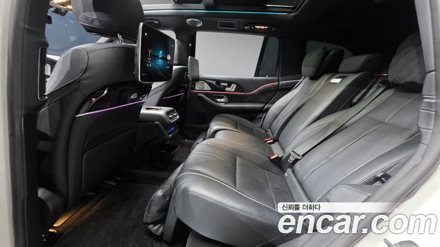 Mercedes-Benz GLS-Class (X167) Maybach GLS600 4MATIC 2023 — фото 12