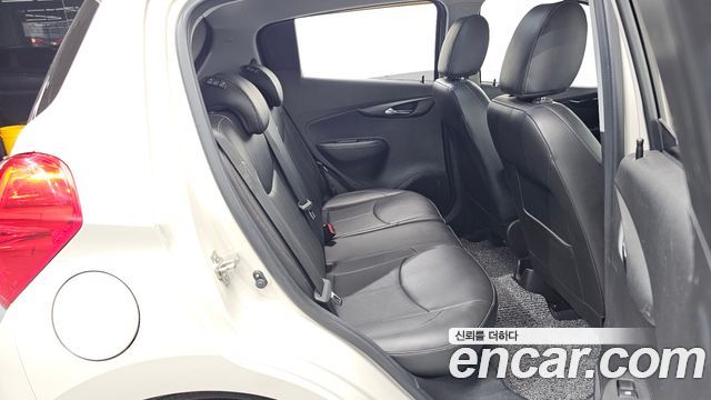 Chevrolet Next Spark LTZ 2016 — фото 12