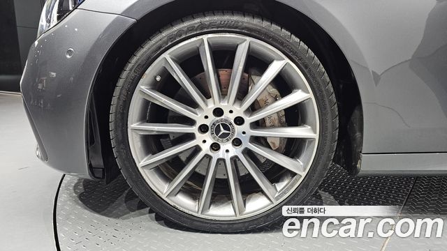 Mercedes-Benz E-Class (W213) E350 4MATIC AMG Line 2021 — фото 5