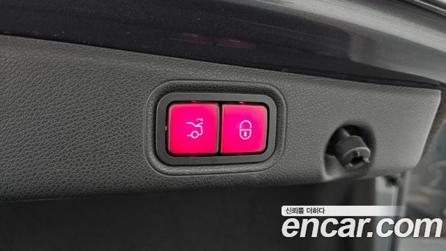Mercedes-Benz E-Class (W213) E350 4MATIC AMG Line 2021 — фото 24