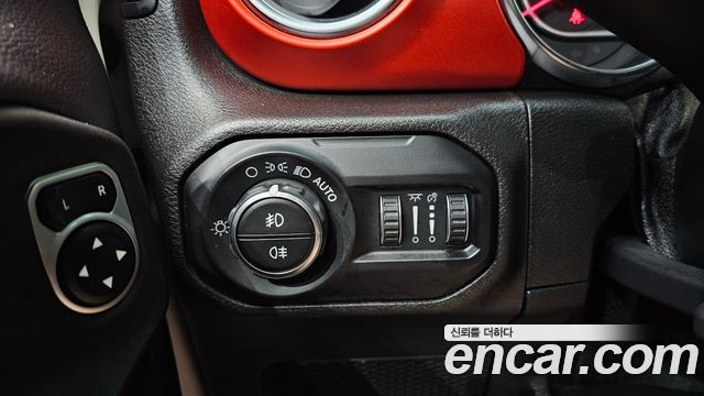 Jeep Wrangler (JL) 2.0 Rubicon 2Door 2020 — фото 17