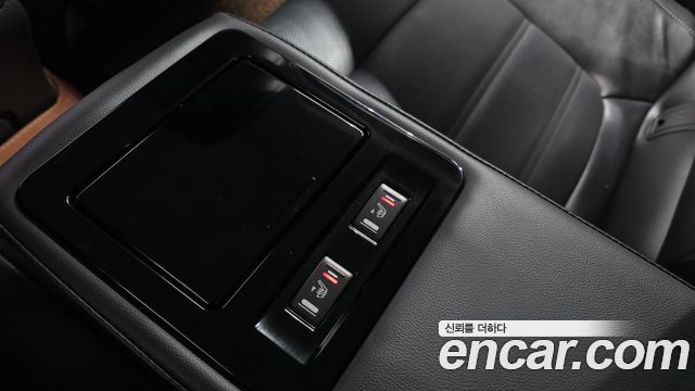Renault Korea SM6 1.6 TCe RE 2016 — фото 31