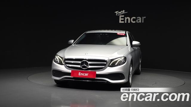 Mercedes-Benz E-Class (W213) E200 Avantgarde 2017 — фото 3