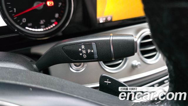 Mercedes-Benz E-Class (W213) E200 Avantgarde 2017 — фото 9