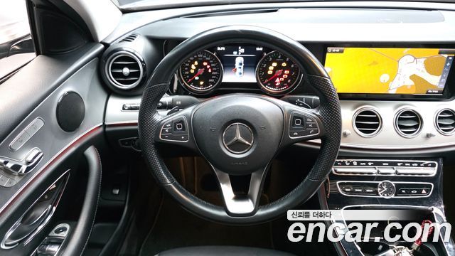 Mercedes-Benz E-Class (W213) E200 Avantgarde 2017 — фото 13