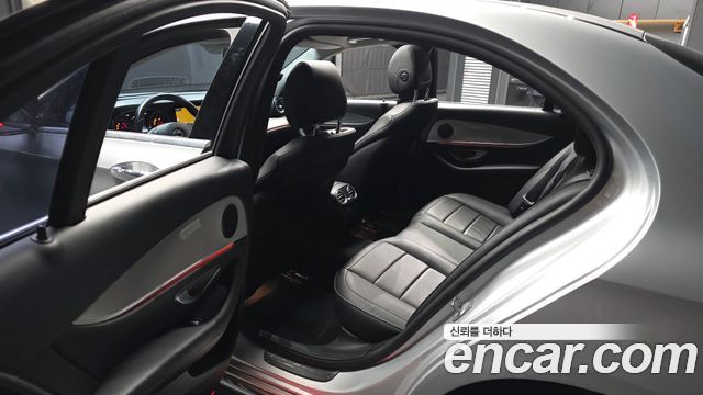 Mercedes-Benz E-Class (W213) E200 Avantgarde 2017 — фото 26