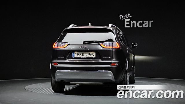 Jeep Cherokee (KL) 2.4 Limited AWD 2021 — фото 4