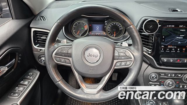 Jeep Cherokee (KL) 2.4 Limited AWD 2021 — фото 13
