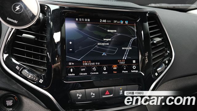 Jeep Cherokee (KL) 2.4 Limited AWD 2021 — фото 17
