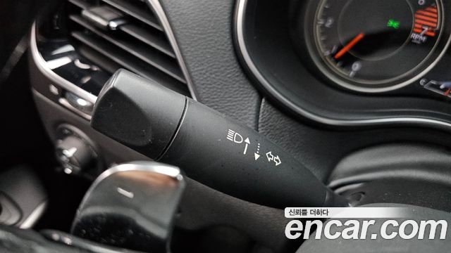 Jeep Cherokee (KL) 2.4 Limited AWD 2021 — фото 20