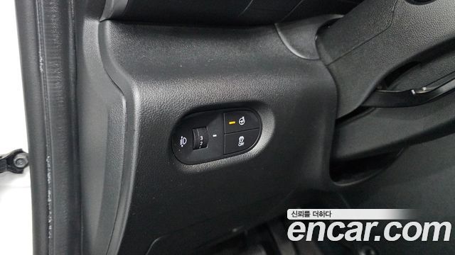 Hyundai Casper The Essential 2023 — фото 18
