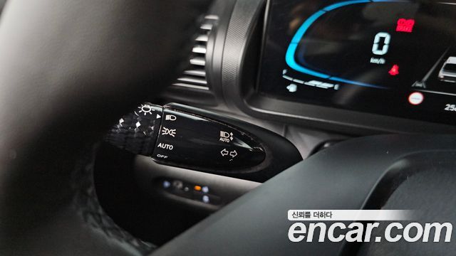 Hyundai Casper The Essential 2023 — фото 27
