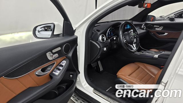 Mercedes-Benz GLC-Class (X253) GCL300 4MATIC Coupe 2023 — фото 10