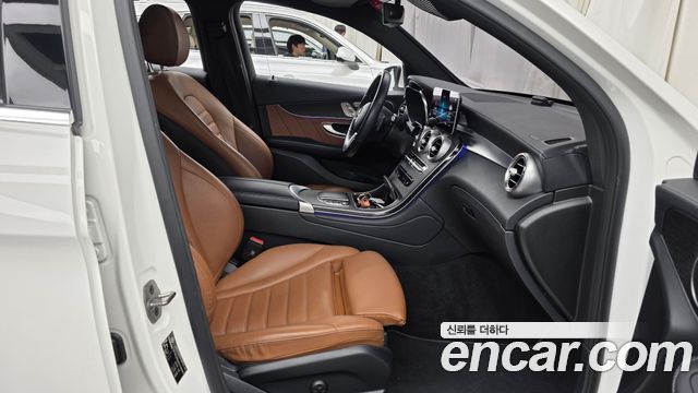 Mercedes-Benz GLC-Class (X253) GCL300 4MATIC Coupe 2023 — фото 11