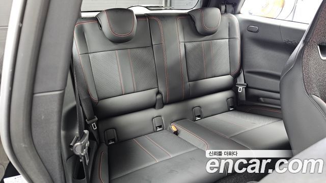 MINI Cooper Electric (IV) JCW 2025 — фото 16