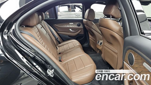 Mercedes-Benz E-Class (W213) E250 Exclusive 2022 — фото 12