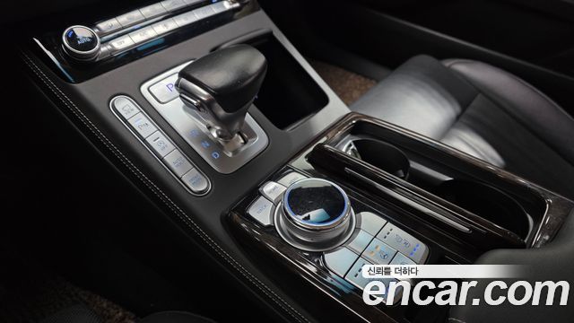 Genesis G90 3.8 AWD Luxury 2019 — фото 9