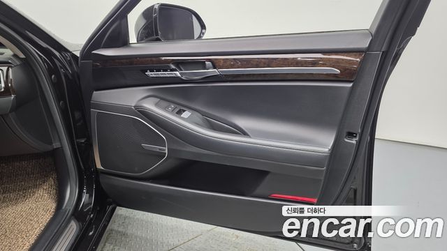 Genesis G90 3.8 AWD Luxury 2019 — фото 30