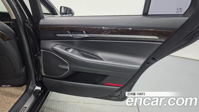 Genesis G90 3.8 AWD Luxury 2019 — фото 31