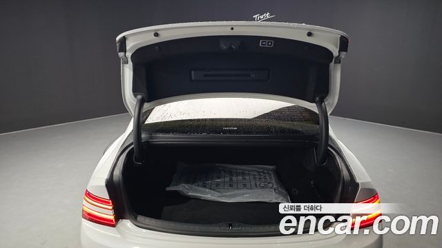 Genesis G80 (RG3) Gasoline 2.5 Turbo AWD 2024 — фото 20