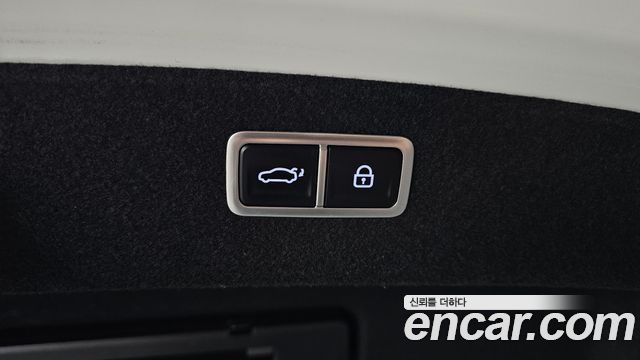 Genesis G80 (RG3) Gasoline 2.5 Turbo AWD 2024 — фото 32