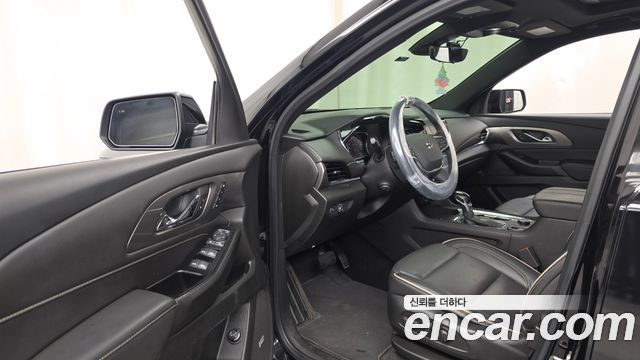 Chevrolet Traverse 3.6 AWD Redline 2022 — фото 10