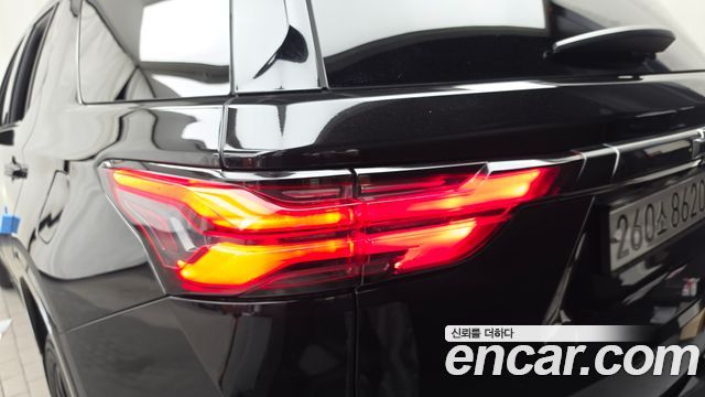 Chevrolet Traverse 3.6 AWD Redline 2022 — фото 23