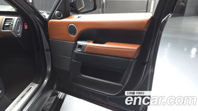 Land Rover Range Rover Sport (II) 3.0 SDV6 AB Dynamic 2017 — фото 24