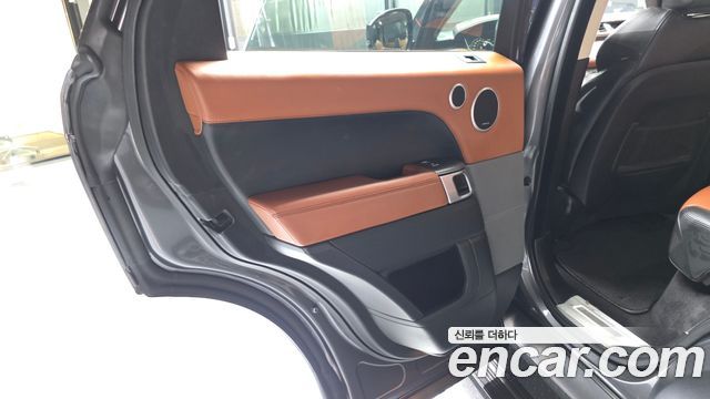 Land Rover Range Rover Sport (II) 3.0 SDV6 AB Dynamic 2017 — фото 25