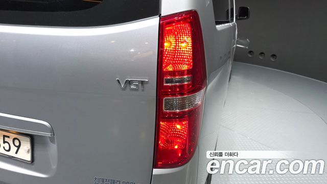 Hyundai Grand Starex Van 3-Seater Smart 2021 — фото 23