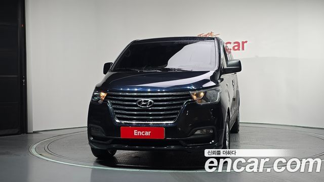 Hyundai Grand Starex Wagon 12-Seater Modern 2020 — фото 3