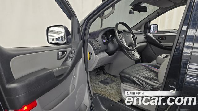 Hyundai Grand Starex Wagon 12-Seater Modern 2020 — фото 10