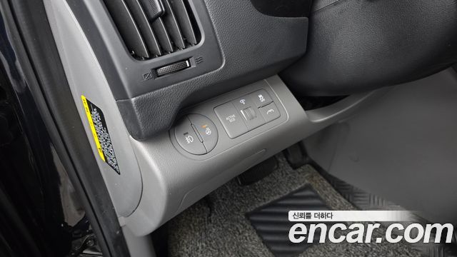 Hyundai Grand Starex Wagon 12-Seater Modern 2020 — фото 16
