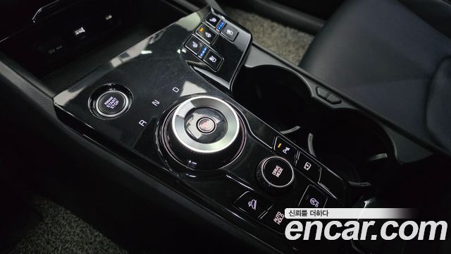 Kia Sportage (V) Gasoline 1.6 Turbo 2WD Nobleless 2022 — фото 9