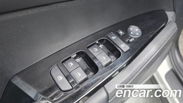 Kia Sportage (V) Gasoline 1.6 Turbo 2WD Nobleless 2022 — фото 12