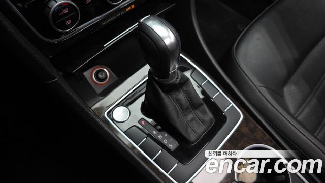 Volkswagen Passat 1.8 TSI B7 2015 — фото 9