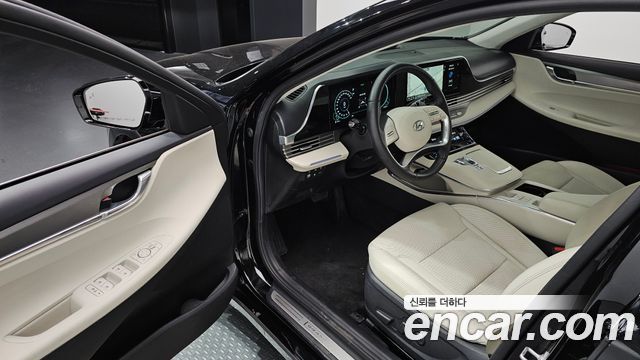 Hyundai Grandeur (IG) 2.5 Le Blanc 2023 — фото 10