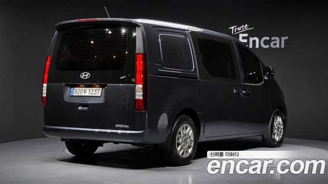 Hyundai Staria Cargo 5-Seater Modern 2025 — фото 2